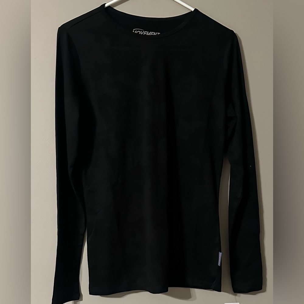 MOVEMENT size XS Men’s BLACK long sleeved t-shirt.